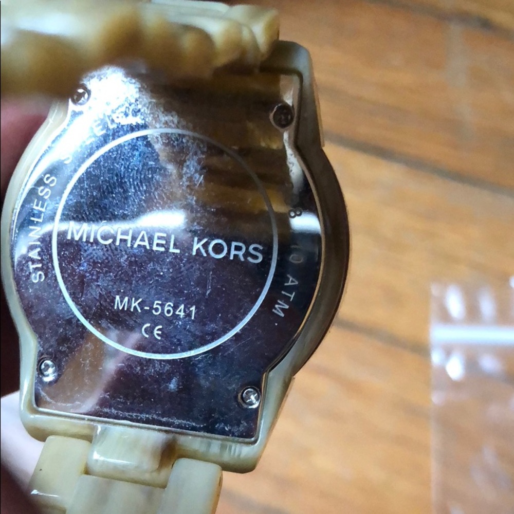 Michael Kors Ladies Ritz Sand Mk5641 Watch - Picture 7 of 7